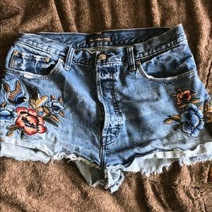 Abercrombie and Fitch embroidered shorts